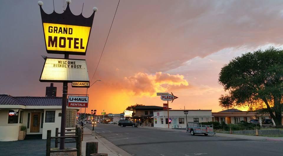 Grand Motel Williams Eksteriør bilde